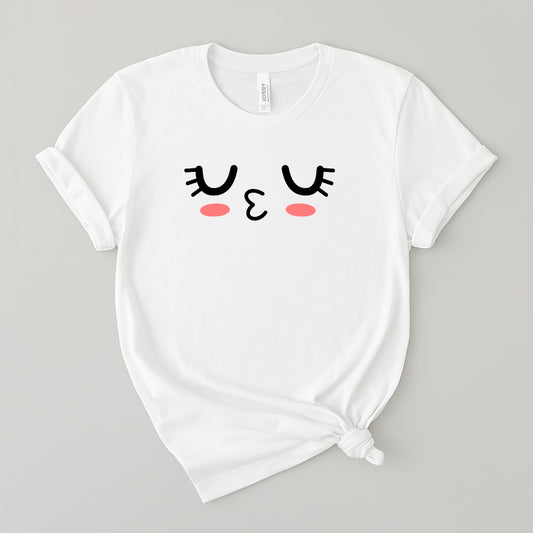 Camiseta básica de algodón para mujer - Estilo emoji minimalista de besito