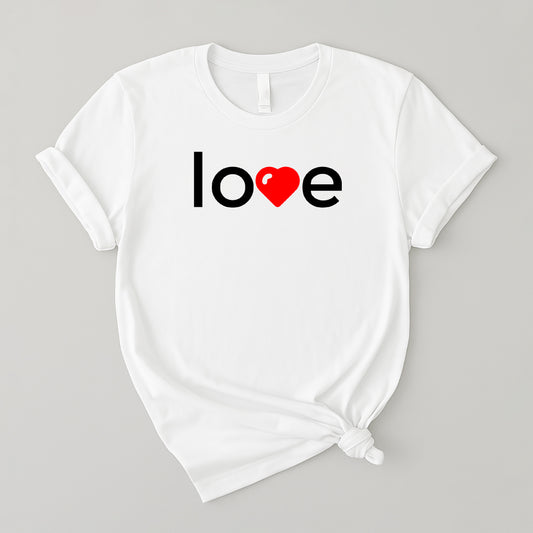 Camiseta de algodón para mujer suave y fresca - Love con corazón rojo